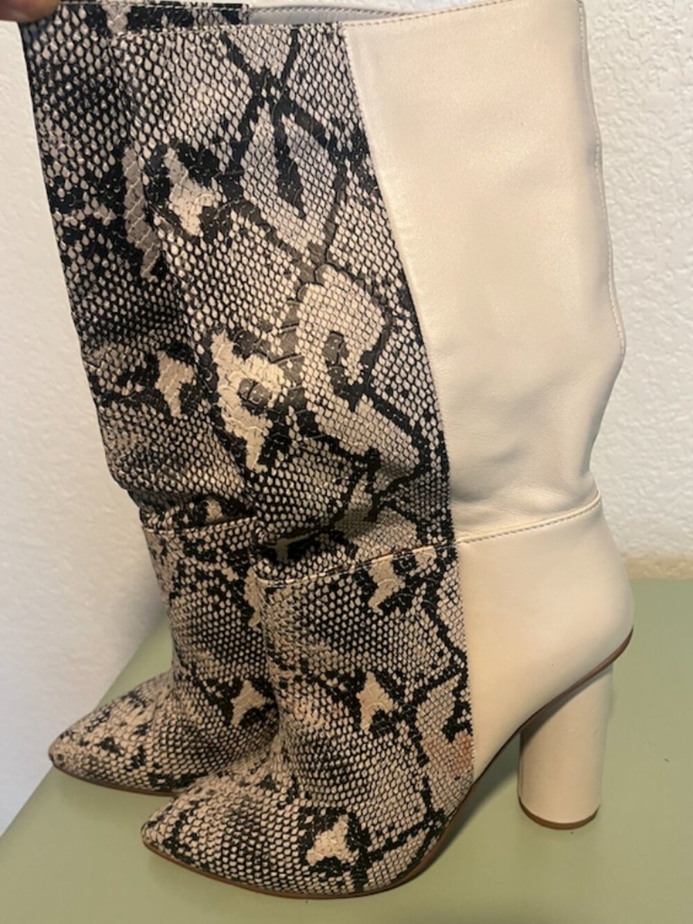 42 Gold Snakeskin & Ivory Tall Boots Size 7 / 37.5